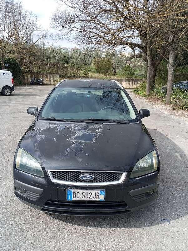 Usado Ford Focus Style 116 HP (85 kW) 2006 Carrinha