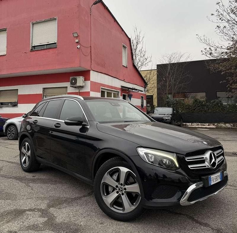 Usata Mercedes GLC220 AMG 170 CV (125 kW) 2017 Nero SUV