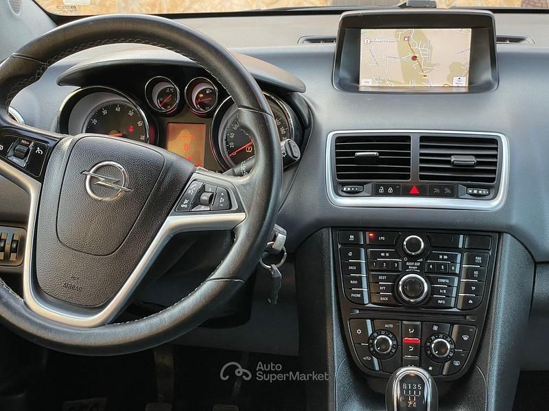 Usata Opel Meriva 120 CV (88 kW) 2014 Bianco Monovolume