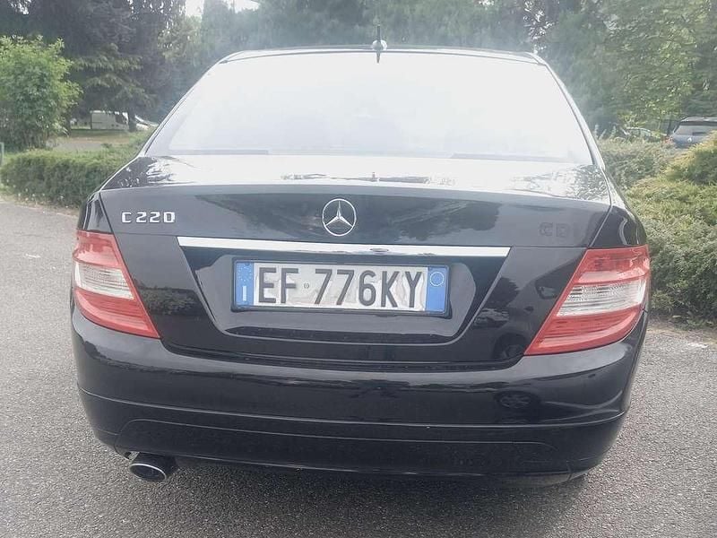 Usata Mercedes C220 Executive 170 CV (125 kW) 2010 Nero Berlina