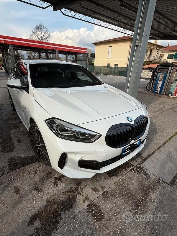 Usata BMW 116 M Sport 2021 Bianco Utilitaria