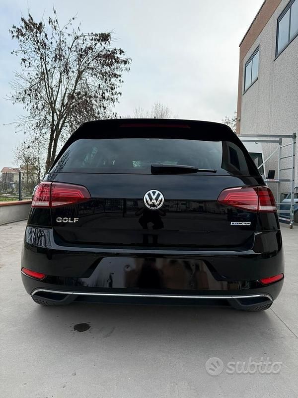Usata VW Golf VII 130 CV (95 kW) 2018 Nero Berlina