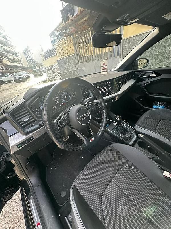 Usata Audi A1 116 CV (85 kW) 2019 Nero SUV