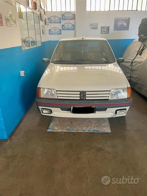 Usata 1987 Peugeot 205 GTi Tre volumi | 20.500 € - Immagine 1/4