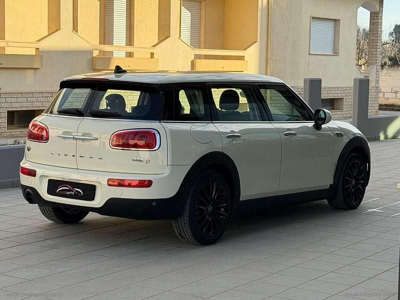 Usata Mini Cooper Clubman Business 116 CV (85 kW) 2018 Bianco Station wagon