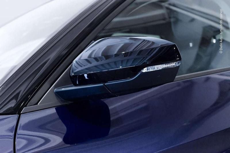 Nuova Audi A1 116 CV (85 kW) 2026 Blu navarra met. / tetto nero SUV