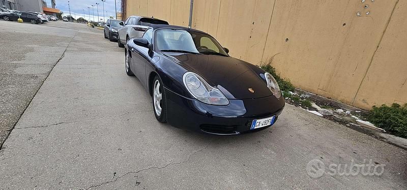 Usata Porsche Boxster 1999 Blu Cabrio