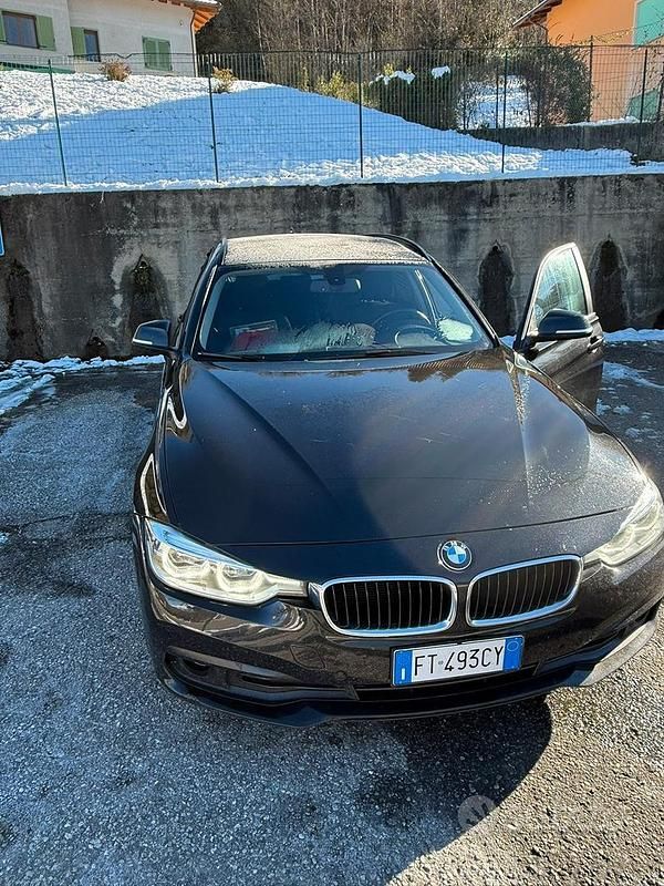 Nero Usata 2018 BMW 320 Station wagon | 14.250 € (Super prezzo) - Immagine 1/4