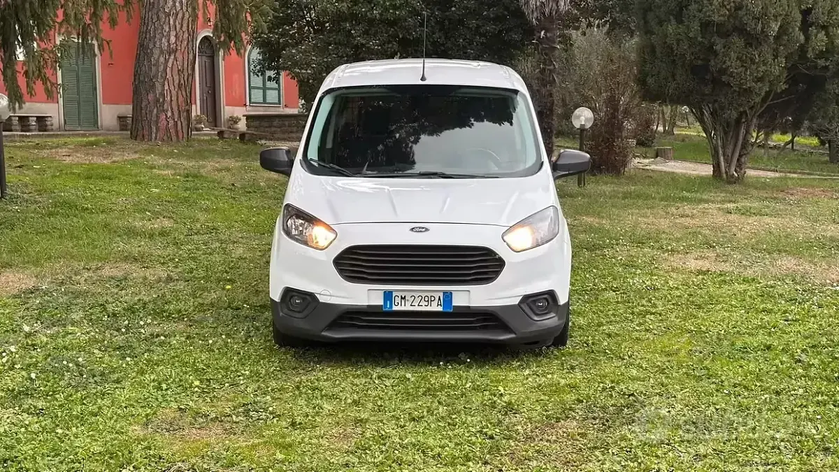 Usata Ford Transit Trend 75 CV (55 kW) 2023 Bianco Furgone