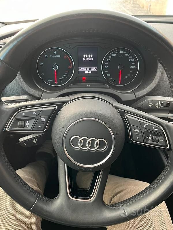 Usata Audi A3 Sport 150 CV (110 kW) 2020 Blu Berlina