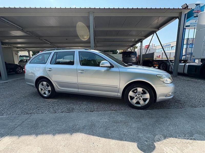 Usata Skoda Octavia Ambition 2012 Station wagon
