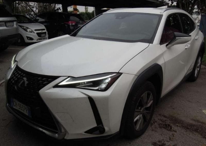 Bianco Usata 2021 Lexus UX 250h Business Edition SUV | 18.500 € (Super prezzo) - Immagine 1/4