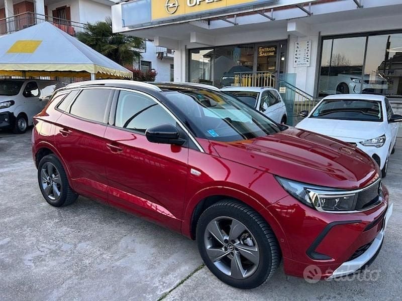 Usata Opel Grandland X Ultimate 131 CV (96 kW) 2022 Rosso SUV