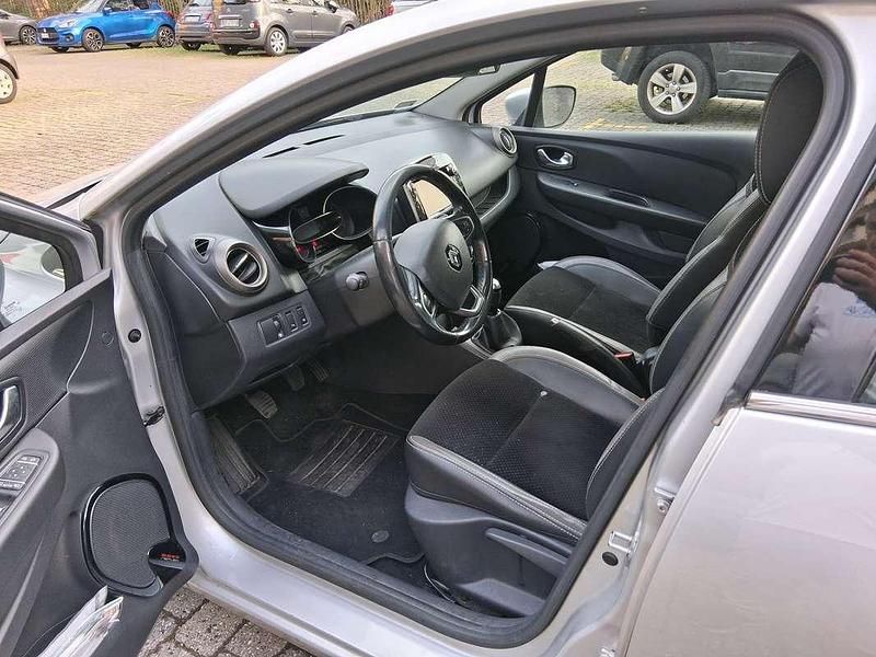 Usata Renault Clio GrandTour Intens 90 CV (66 kW) 2017 Argento Station wagon