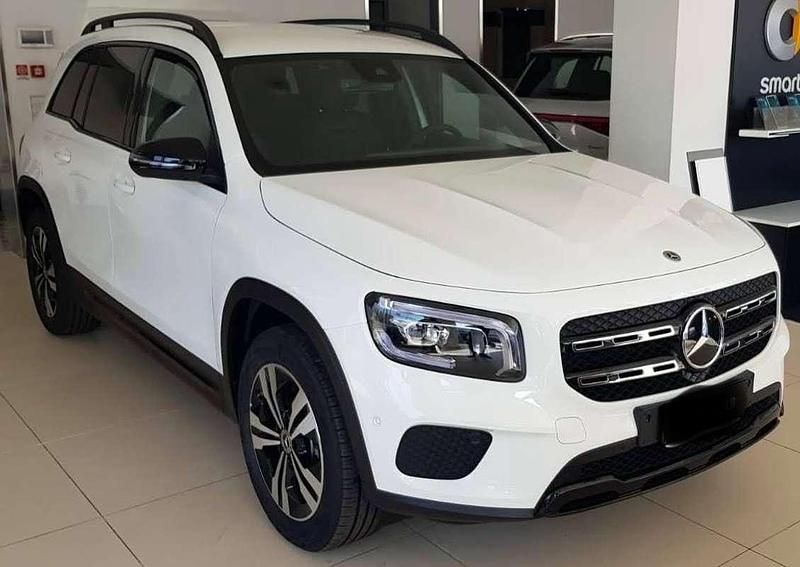 Usata Mercedes GLB200 150 CV (110 kW) 2022 Bianco SUV