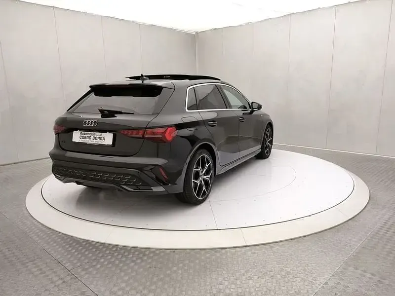 Nuova Audi A3 Sportback S-Line 150 CV (110 kW) 2025 Nero Utilitaria