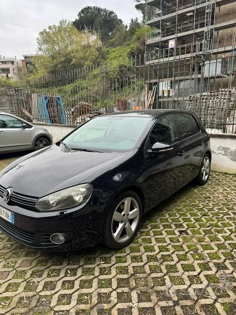 Usata VW Golf VI 110 CV (80 kW) 2012 Nero