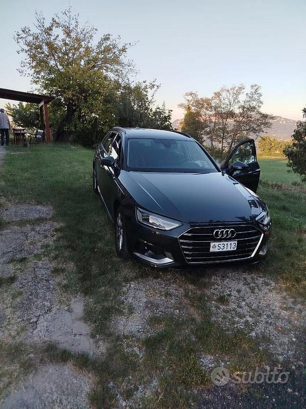 Usata Audi A4 Advanced Plus 163 CV (119 kW) 2023 Grigio Station wagon