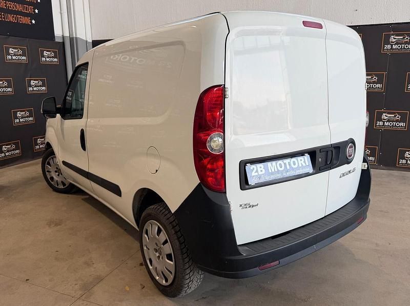 Usata Fiat Doblò 105 CV (77 kW) 2014 Bianco Monovolume