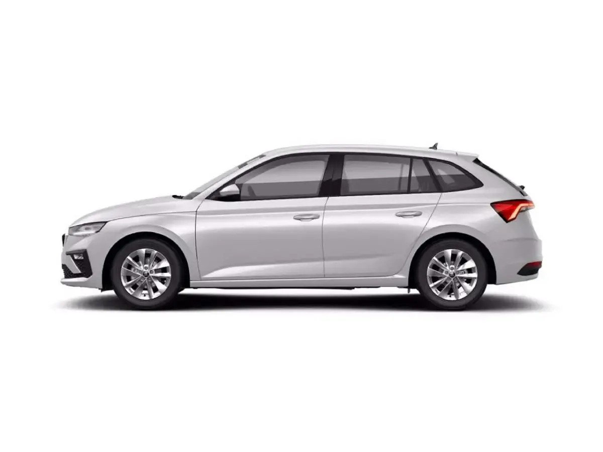 Nuova Skoda Scala Selection 116 CV (85 kW) 2025 Bianco luna metallizzato Utilitaria