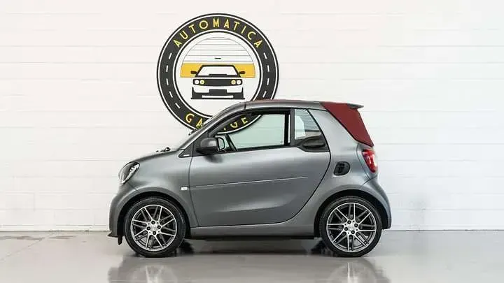 Usata Smart ForTwo Cabrio Brabus 109 CV (80 kW) 2017 Grigio Cabrio