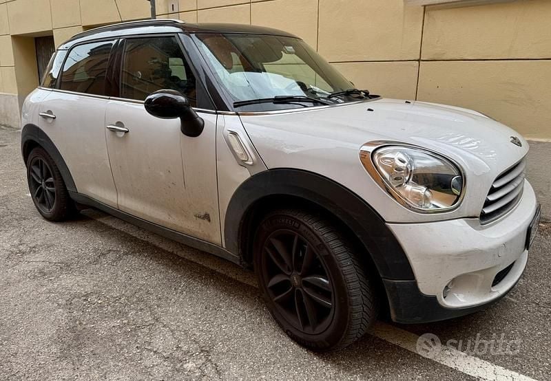 Usata Mini Cooper SD Countryman 142 CV (104 kW) 2013 Bianco SUV