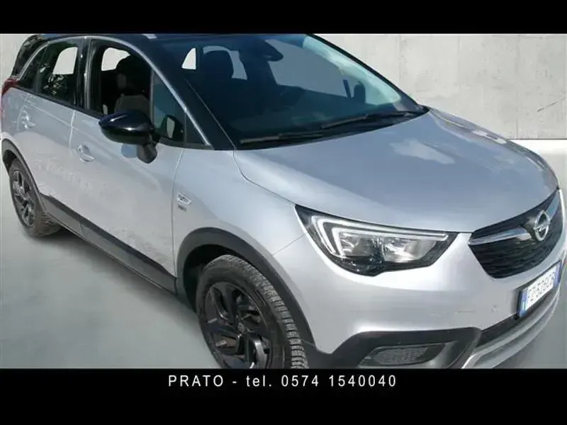 Usata Opel Crossland Innovation 83 CV (61 kW) 2019 Grigio chiaro SUV