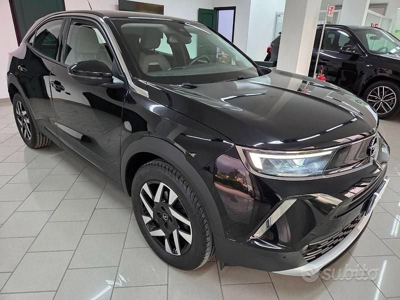 Usata Opel Mokka Elegance 110 CV (80 kW) 2023 Nero SUV