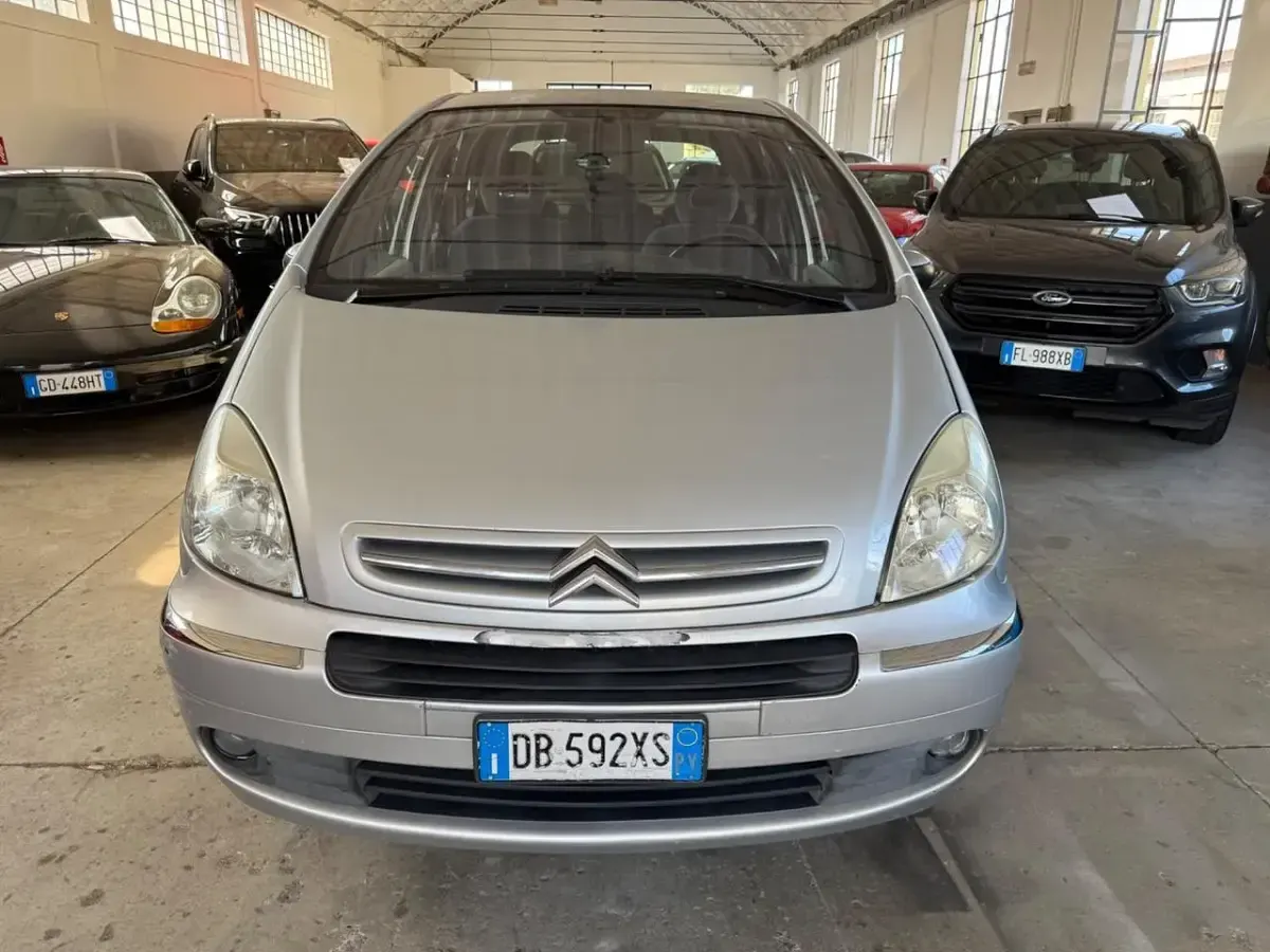 Usata Citroën Xsara Picasso Elegance 109 CV (80 kW) 2006 Argento Monovolume