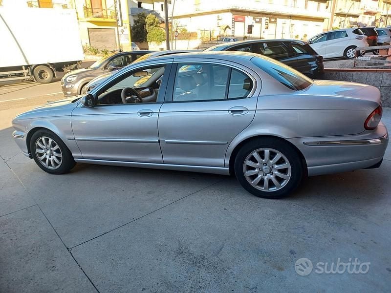 Usata Jaguar X-type Executive 2002 Grigio Berlina