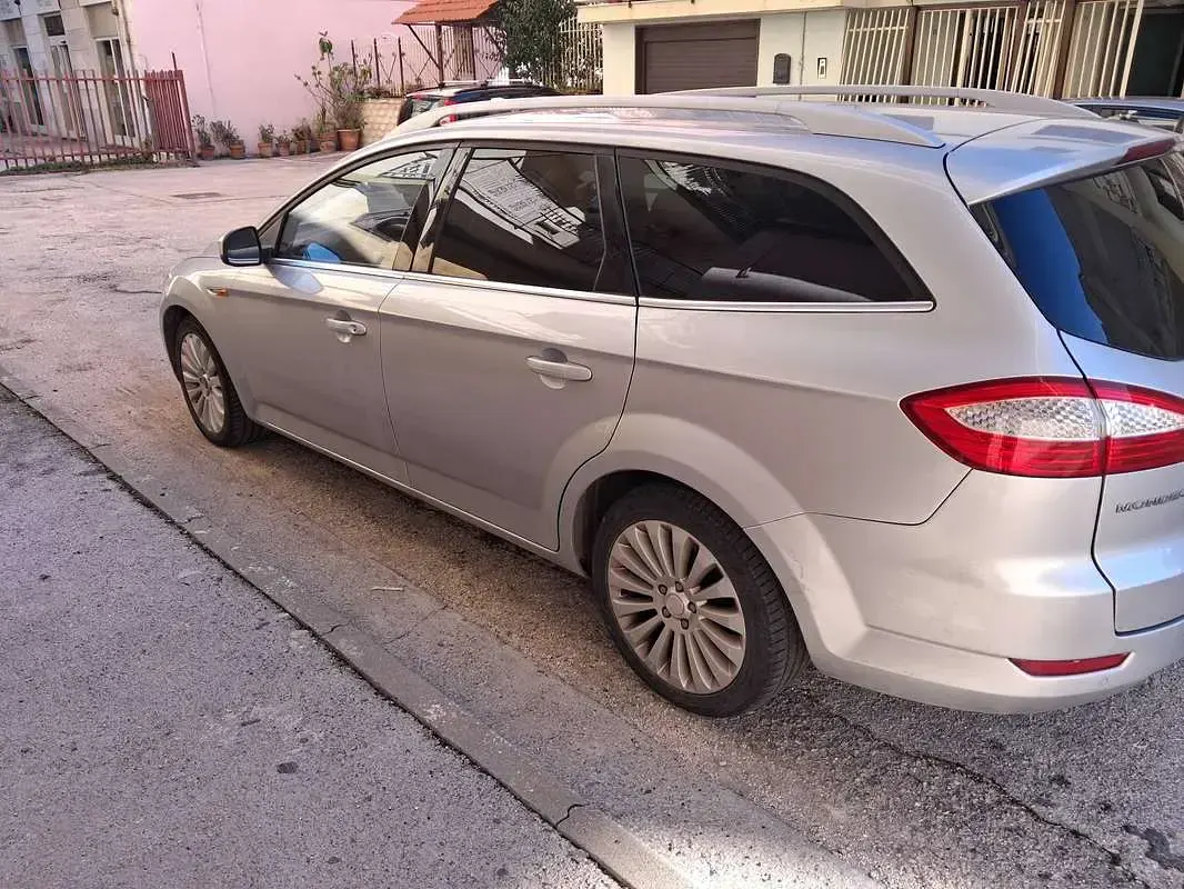 Usata Ford Mondeo 140 CV (102 kW) 2009 Station wagon