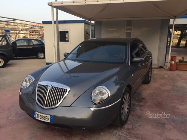 Navigatore lancia thesis usato 04 image