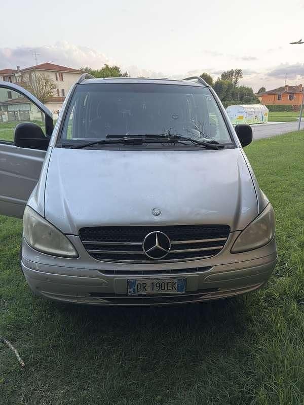 Usata Mercedes Vito 150 CV (110 kW) 2008 Argento Furgone