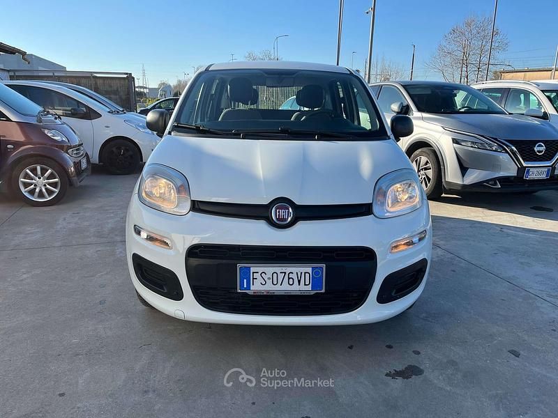 Usata Fiat Panda Easy 69 CV (50 kW) 2018 Bianco Utilitaria