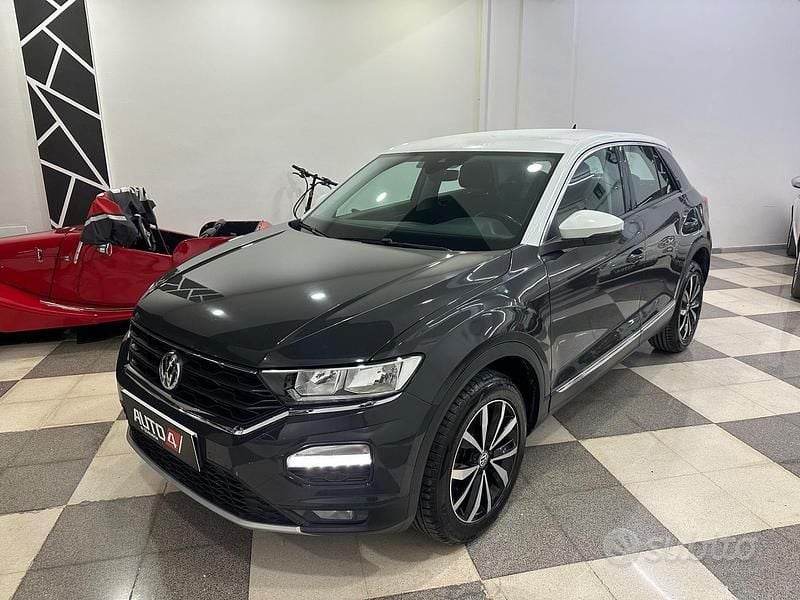 Usata VW T-Roc Advance 2020 Grigio SUV
