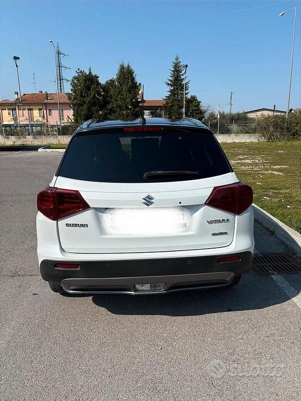 Usata Suzuki Vitara 140 CV (102 kW) 2019 SUV