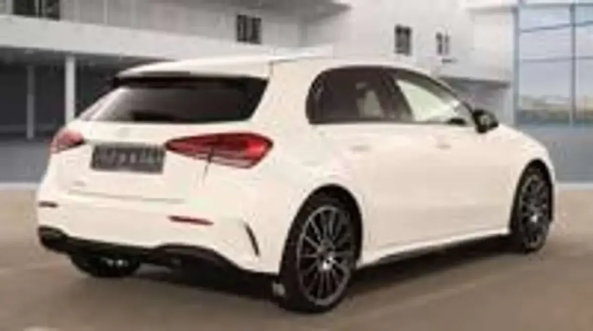 Usata Mercedes A250 AMG line 160 CV (117 kW) 2022 Bianco Berlina