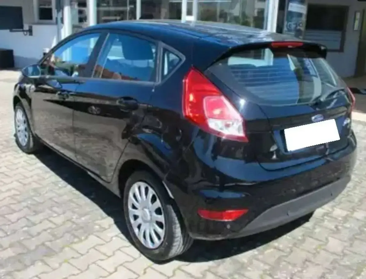 Usata Ford Fiesta Titanium 92 CV (67 kW) 2014 Other Utilitaria