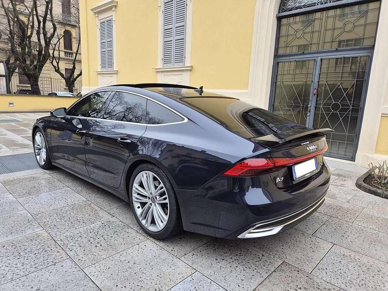 Usata Audi A7 Business Plus 231 CV (169 kW) 2019 Blu metallizzato Berlina