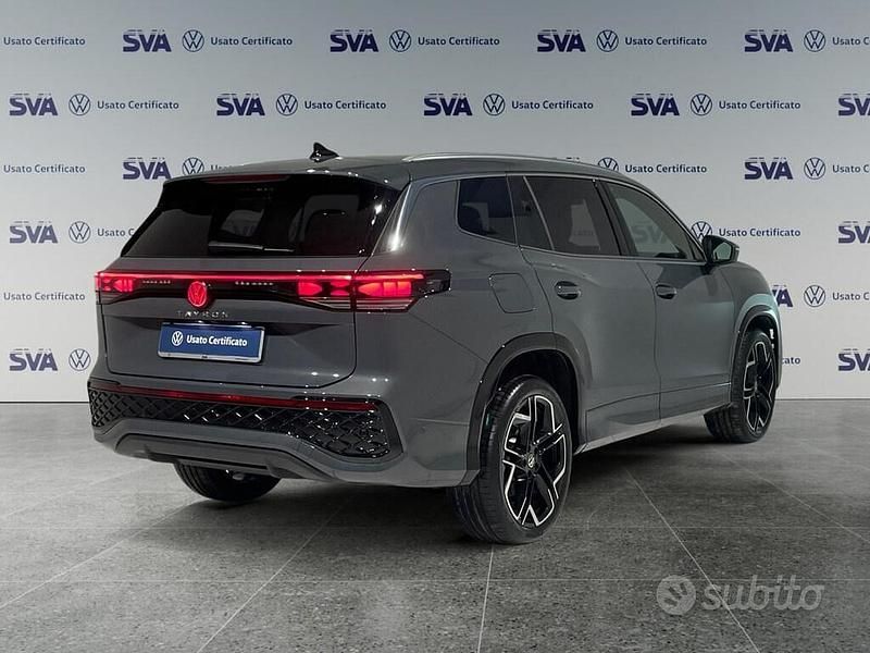 Nuova VW Tayron R-line 193 CV (141 kW) 2025 Grigio SUV