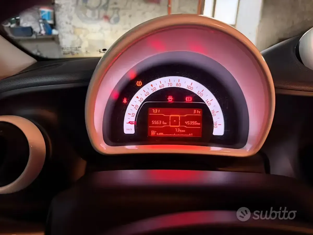 Usata Smart ForFour 71 CV (52 kW) 2019 Bianco Utilitaria