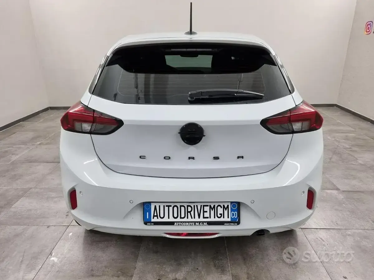 Nuova Opel Corsa 101 CV (74 kW) 2026 Bianco Utilitaria