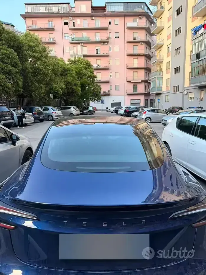 Usata Tesla Model 3 Standard Range 88 kW (120 CV) 2024 Blu Berlina