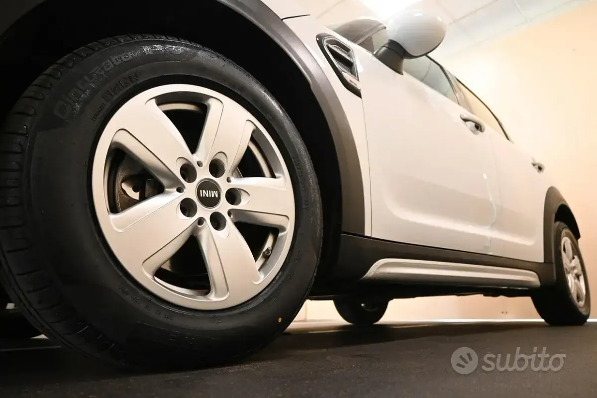 Usata Mini Countryman 150 CV (110 kW) 2017 Bianco SUV