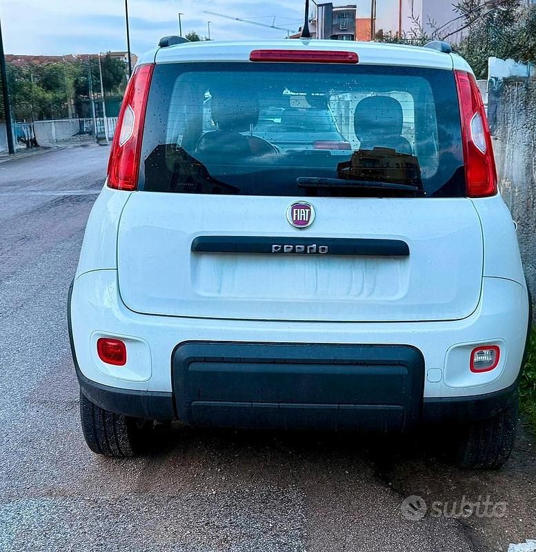 Usado Fiat Panda 4x4 85 CV (62 kW) 2013 Blanco Utilitario