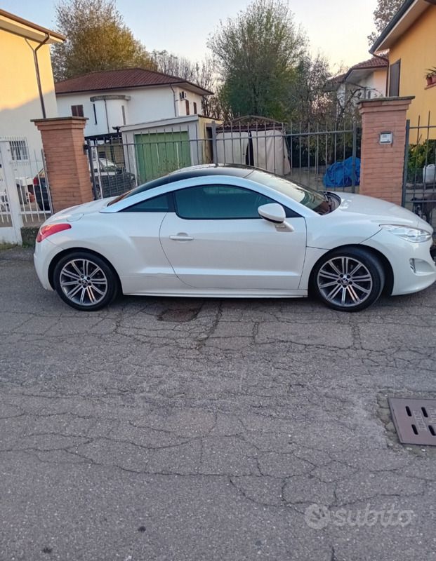 Bianco Usata 2012 Peugeot RCZ Coupé | 9500 € (Buon prezzo) - Immagine 1/4