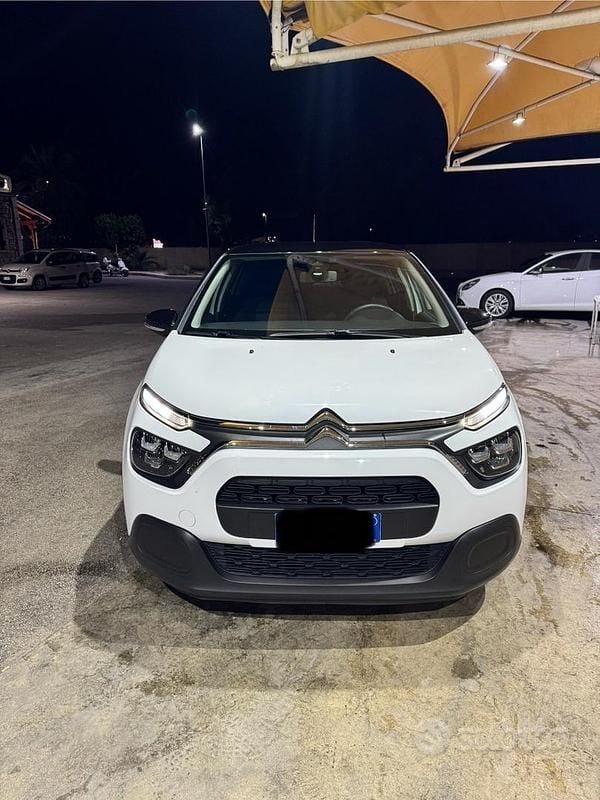 Usata Citroën C3 Shine 102 CV (75 kW) 2021 Bianco Utilitaria