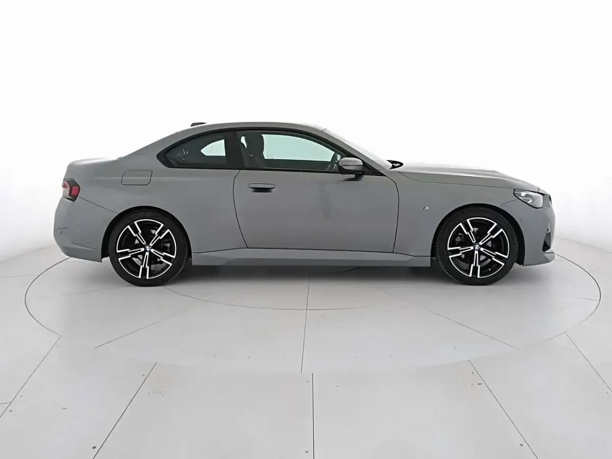 Usata BMW 218 M Sport 156 CV (114 kW) 2025 Skyscraper grey Coupé