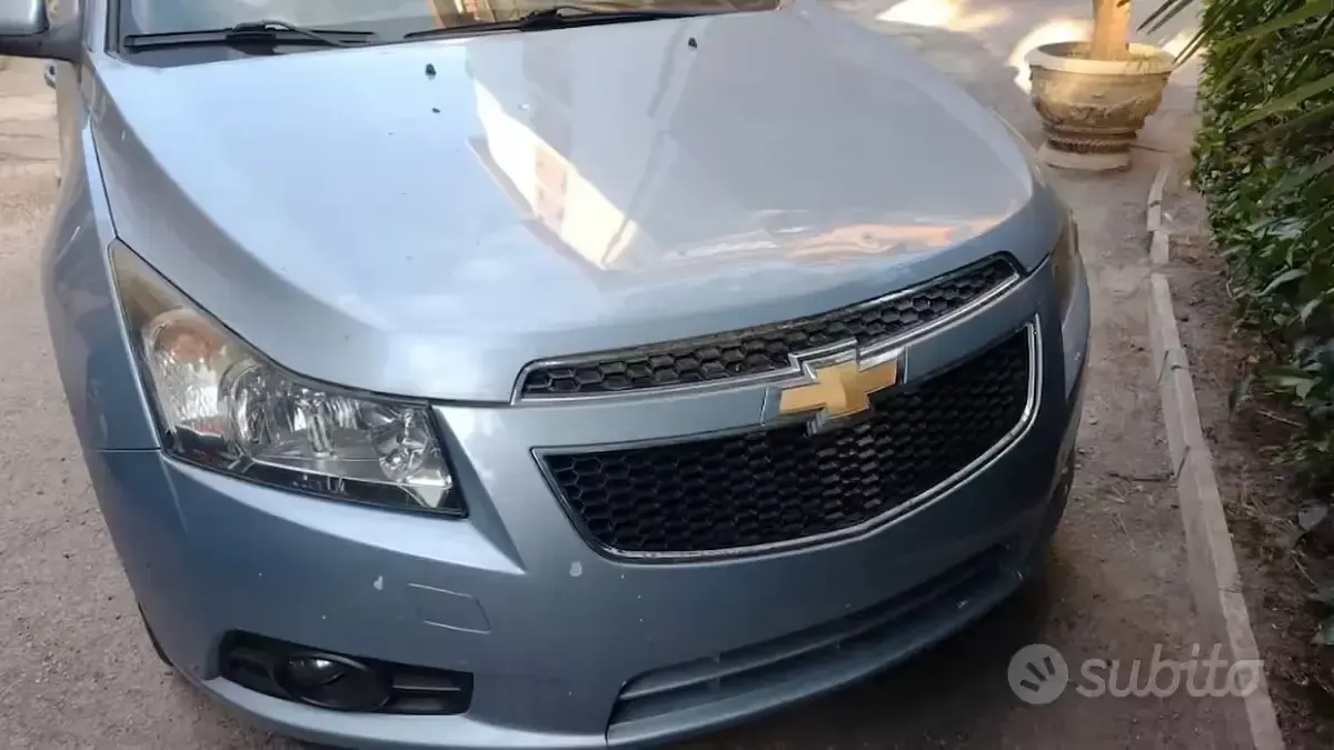 Usata Chevrolet Cruze 150 CV (110 kW) 2010 Grigio Berlina