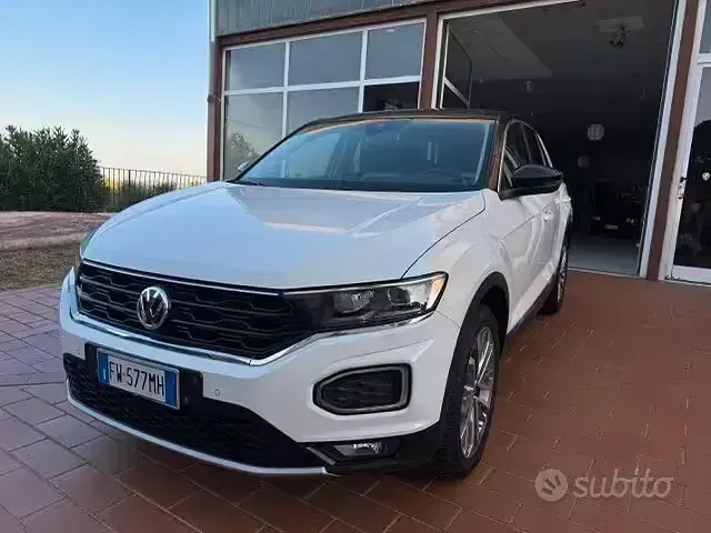 Usata VW T-Roc Advance 116 CV (85 kW) 2019 Bianco SUV